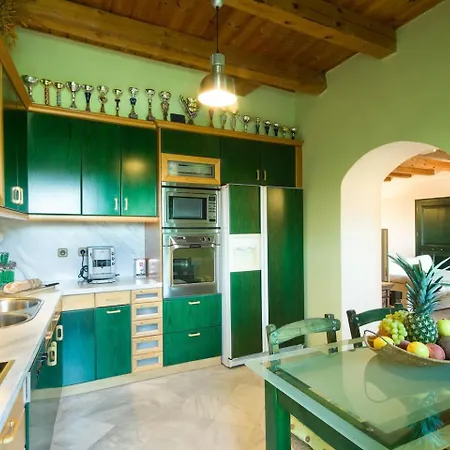 Villa Marili Kato Garouna