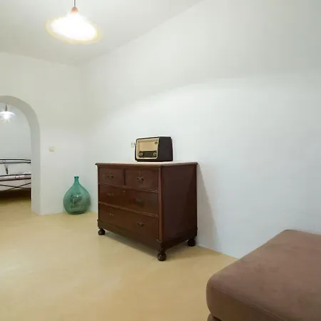 Marili * Kato Garouna